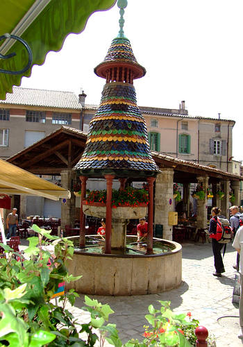 Brunnen von Anduze: La Fontaine Pagode